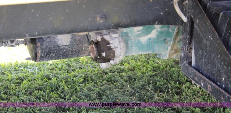 image for item J5813 1994 Volvo White semi truck