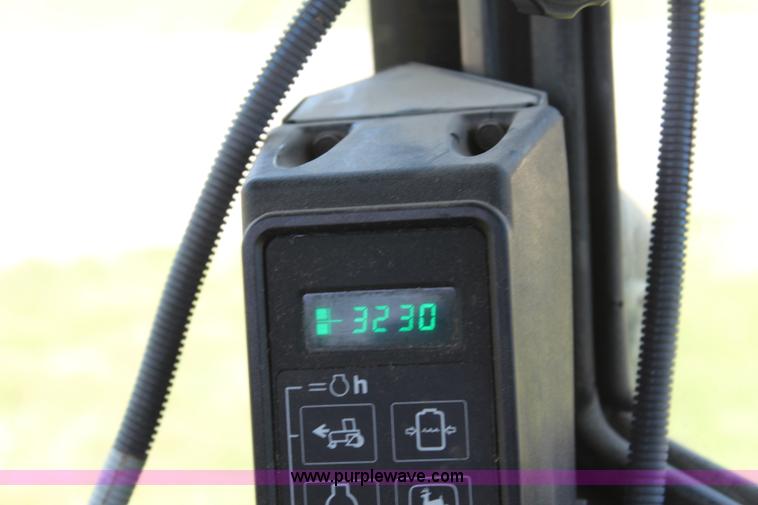 image for item J5814 1996 John Deere 6500 self-propelled sprayer