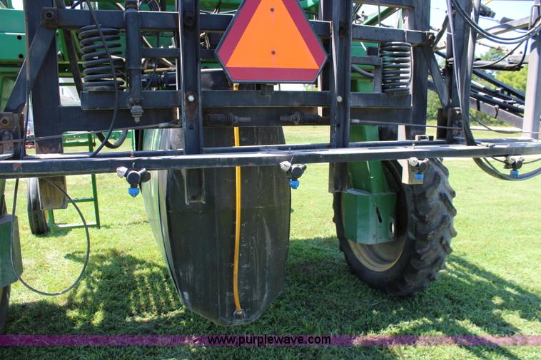 image for item J5814 1996 John Deere 6500 self-propelled sprayer