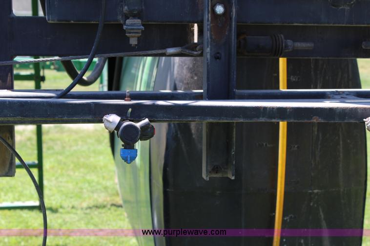 image for item J5814 1996 John Deere 6500 self-propelled sprayer