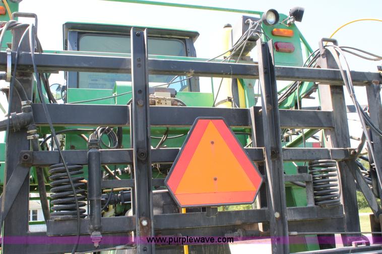 image for item J5814 1996 John Deere 6500 self-propelled sprayer