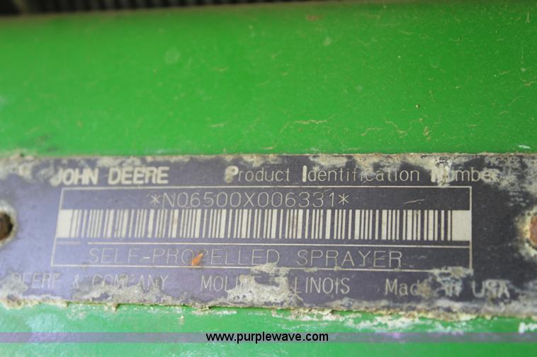 image for item J5814 1996 John Deere 6500 self-propelled sprayer