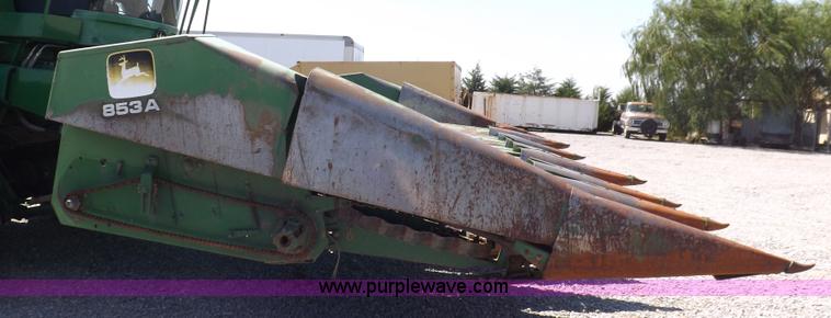 image for item J6887 John Deere 853A row head