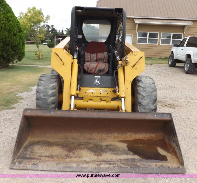 image for item J6908 2003 John Deere 280 Series II skid steer