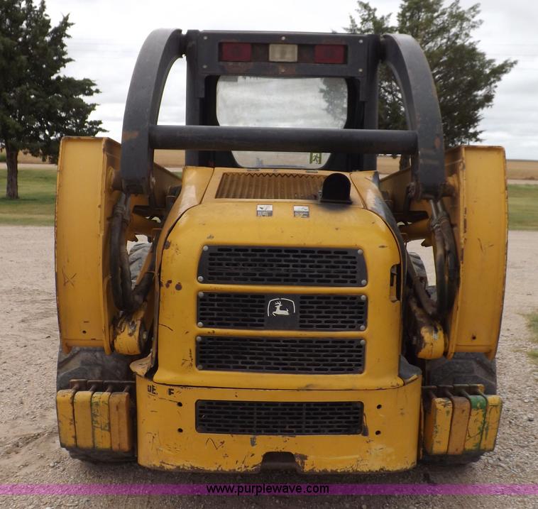 image for item J6908 2003 John Deere 280 Series II skid steer