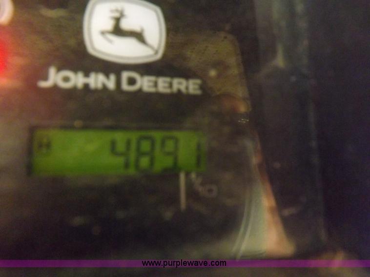 image for item J6908 2003 John Deere 280 Series II skid steer