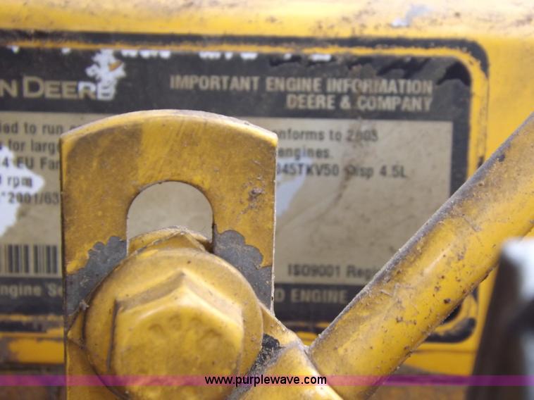 image for item J6908 2003 John Deere 280 Series II skid steer