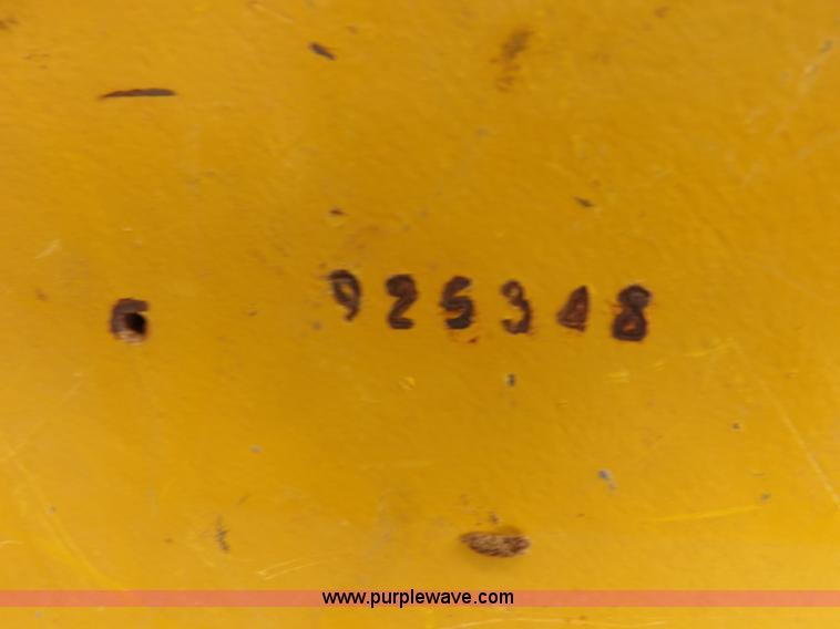 image for item J6908 2003 John Deere 280 Series II skid steer