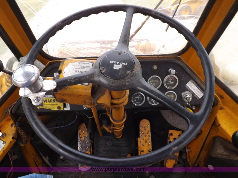 image for item J6909 1980 Fiat-Allis 605B wheel loader