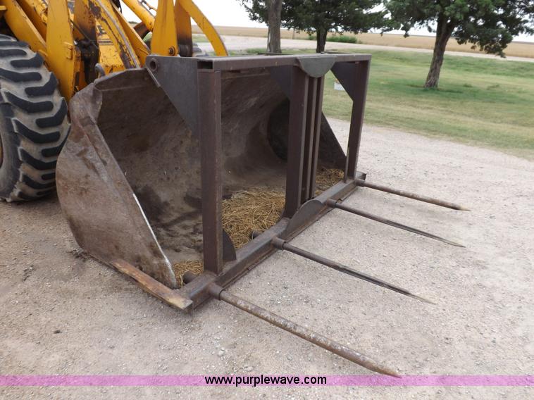 image for item J6909 1980 Fiat-Allis 605B wheel loader