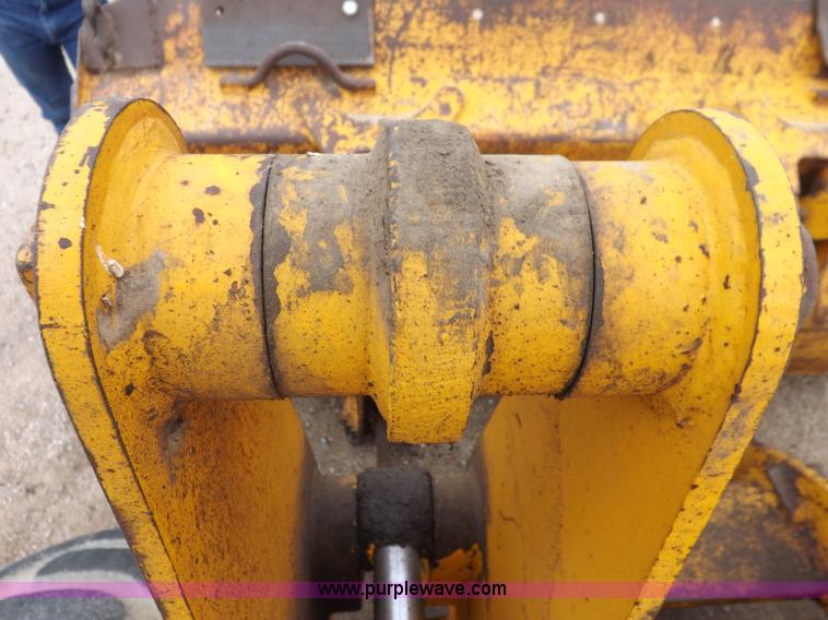 image for item J6909 1980 Fiat-Allis 605B wheel loader