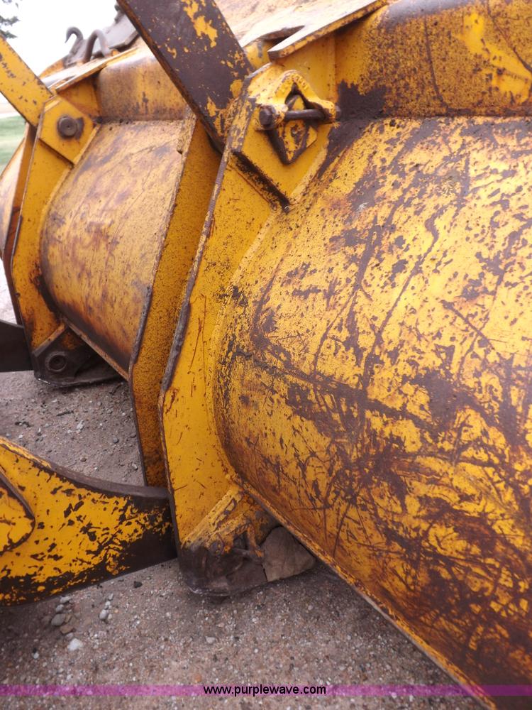 image for item J6909 1980 Fiat-Allis 605B wheel loader