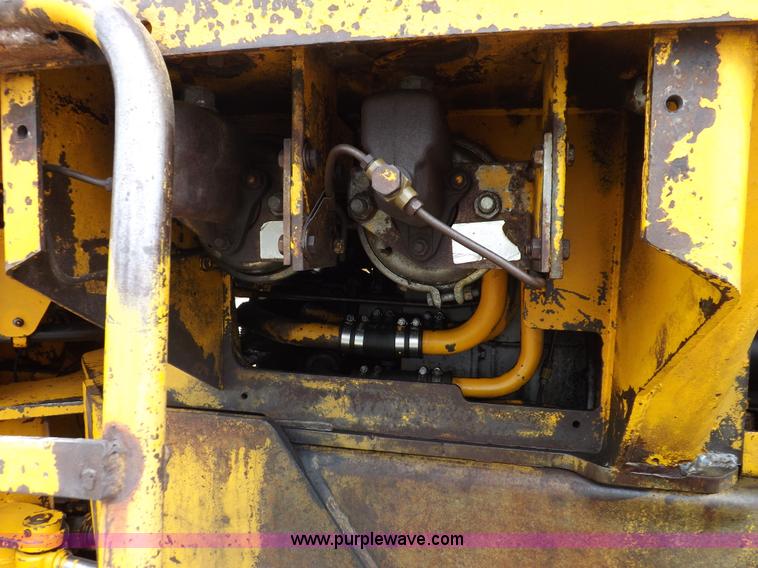 image for item J6909 1980 Fiat-Allis 605B wheel loader