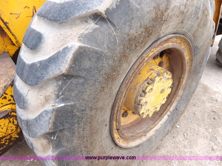 image for item J6909 1980 Fiat-Allis 605B wheel loader