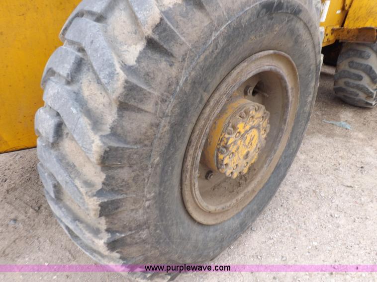 image for item J6909 1980 Fiat-Allis 605B wheel loader