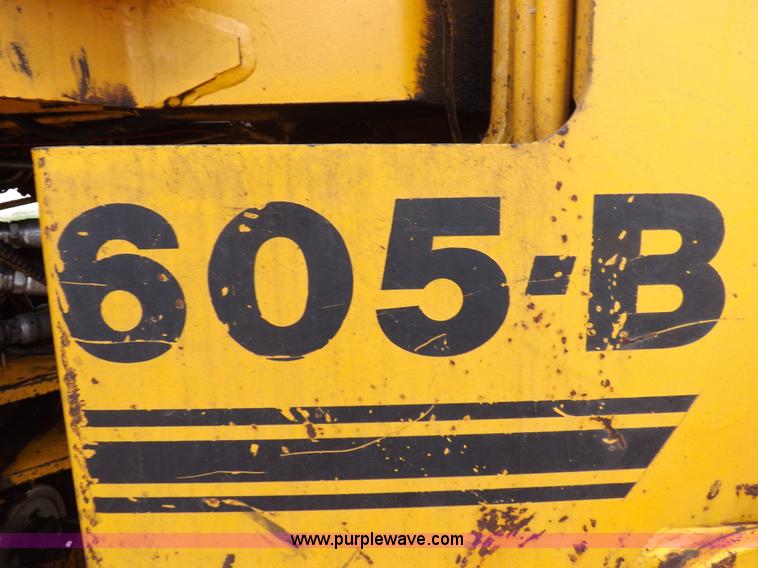 image for item J6909 1980 Fiat-Allis 605B wheel loader