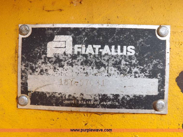 image for item J6909 1980 Fiat-Allis 605B wheel loader