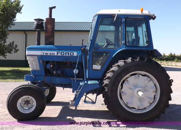 image for item J6990 Ford TW20 tractor