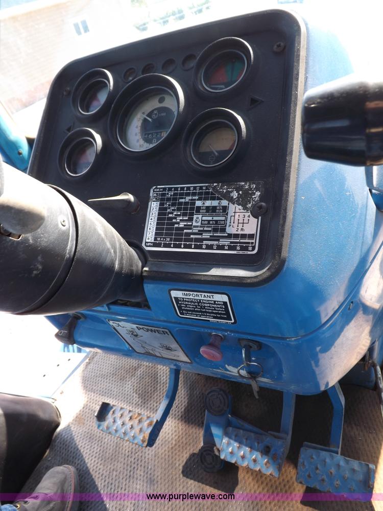 image for item J6990 Ford TW20 tractor