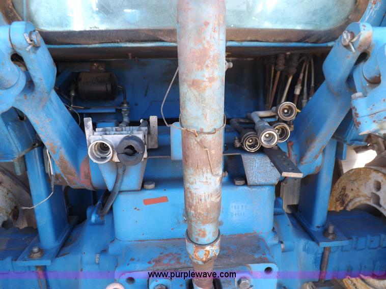 image for item J6990 Ford TW20 tractor