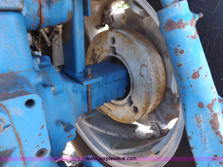 image for item J6990 Ford TW20 tractor