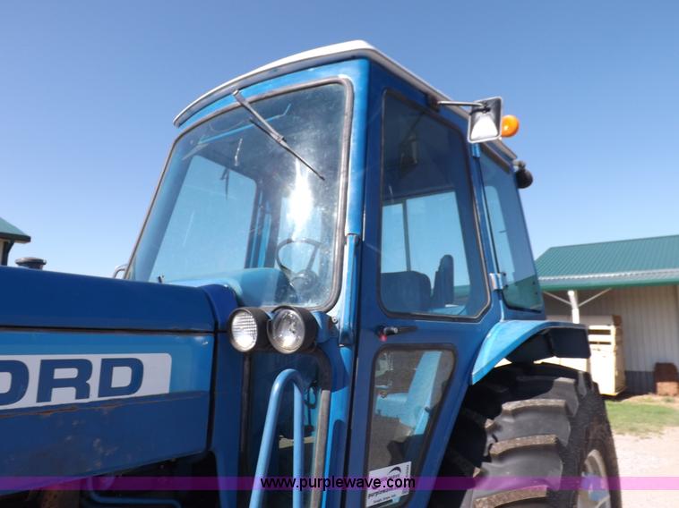 image for item J6990 Ford TW20 tractor