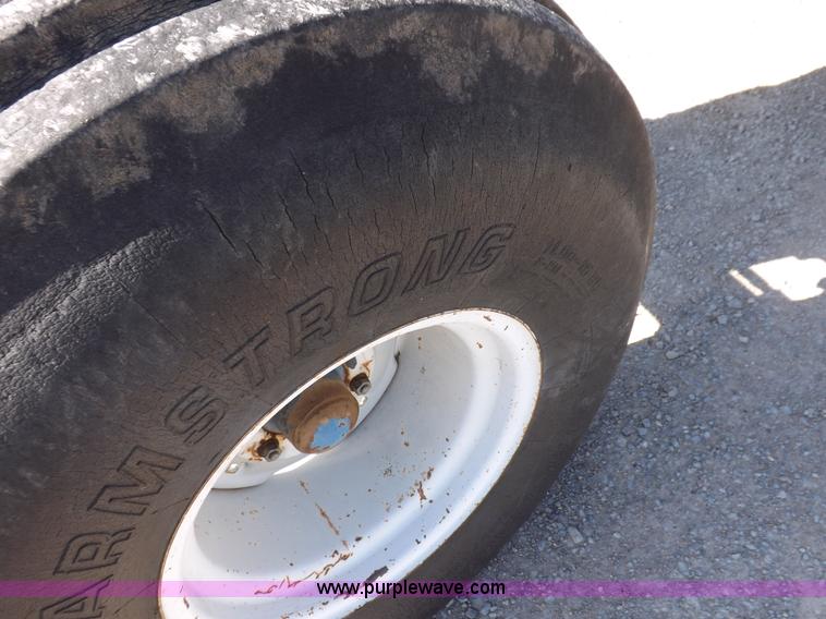 image for item J6990 Ford TW20 tractor