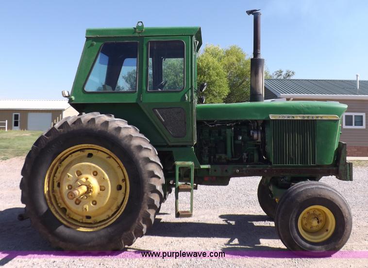 image for item J6991 John Deere 4520 tractor