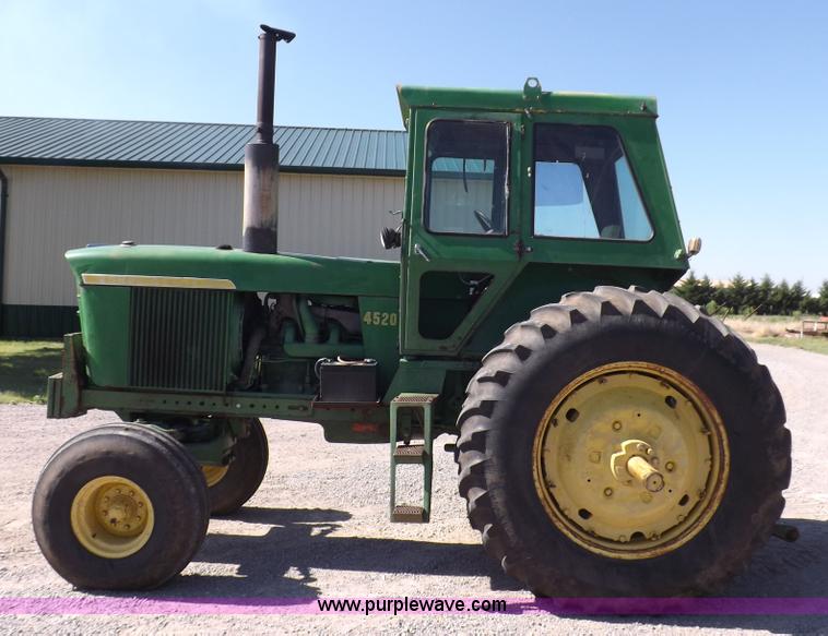 image for item J6991 John Deere 4520 tractor