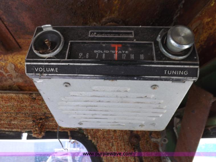 image for item J6991 John Deere 4520 tractor