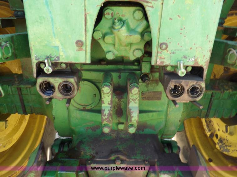 image for item J6991 John Deere 4520 tractor