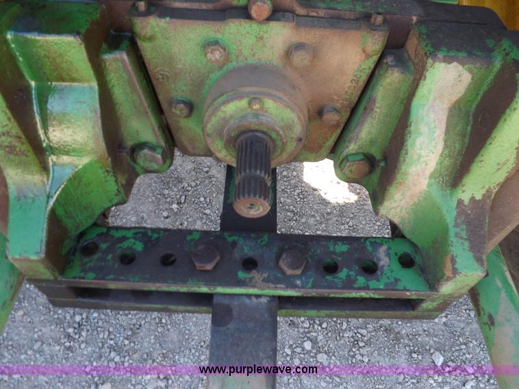 image for item J6991 John Deere 4520 tractor