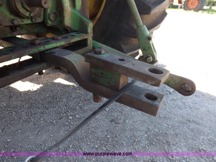 image for item J6991 John Deere 4520 tractor