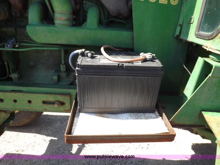 image for item J6991 John Deere 4520 tractor