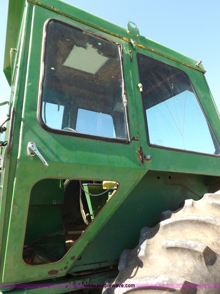 image for item J6991 John Deere 4520 tractor