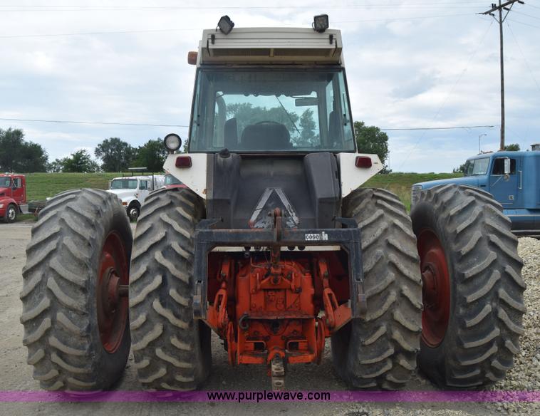 image for item J8250 Case 2390 tractor