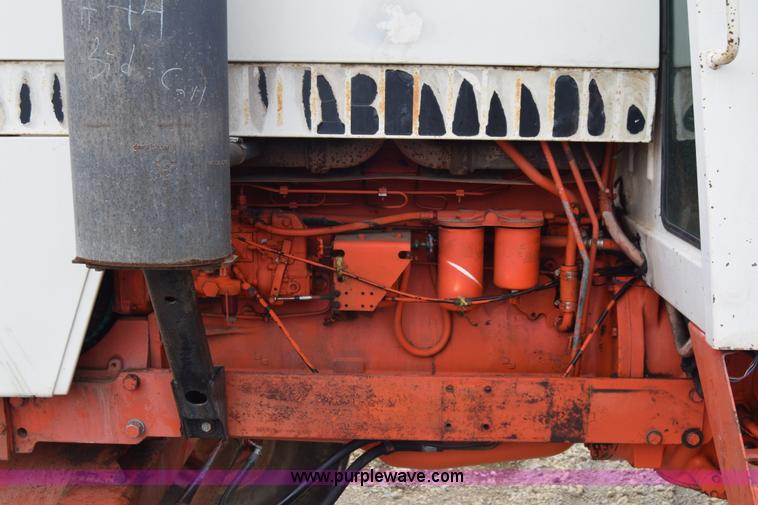 image for item J8250 Case 2390 tractor