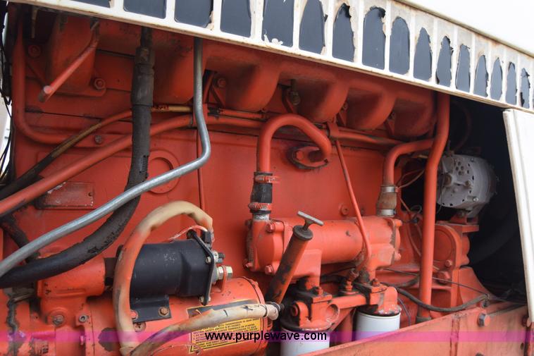 image for item J8250 Case 2390 tractor