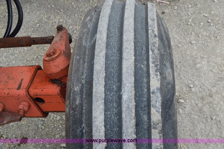 image for item J8250 Case 2390 tractor