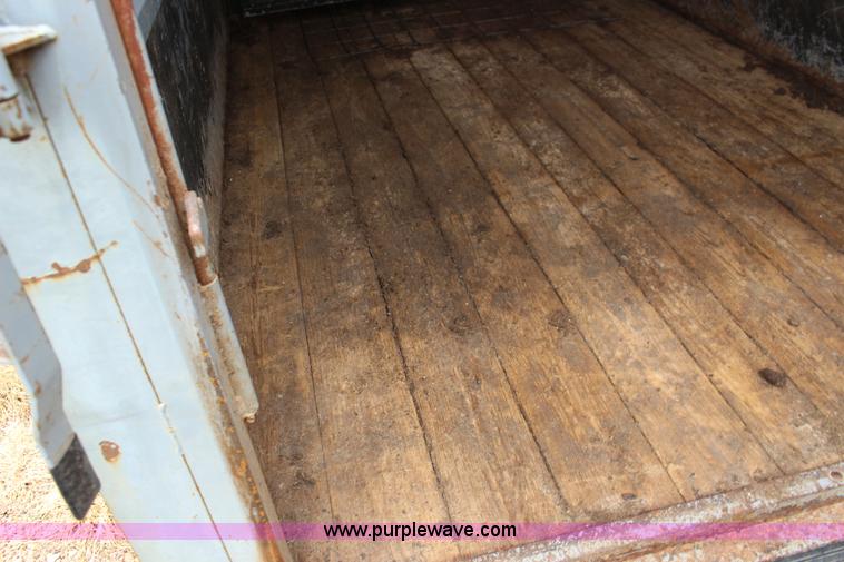 image for item K1006 1999 Circle D livestock trailer