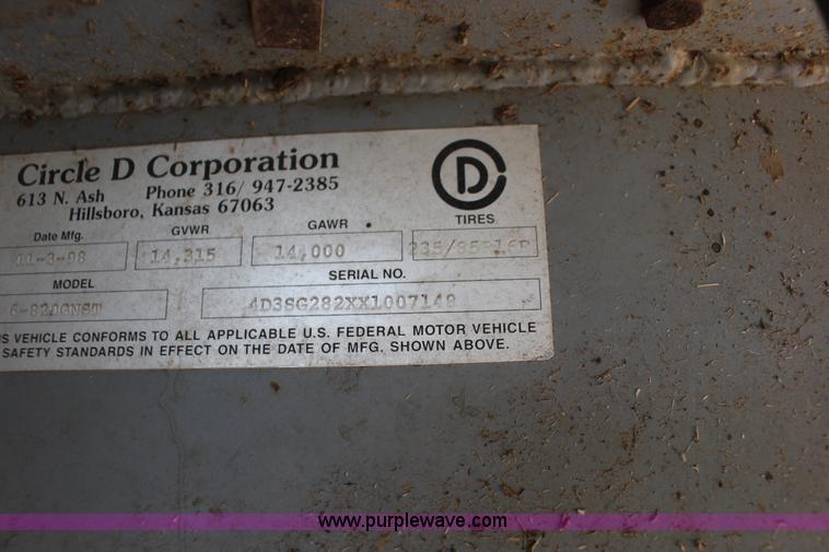 image for item K1006 1999 Circle D livestock trailer