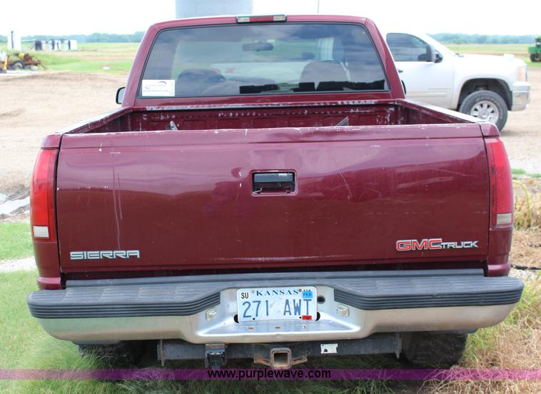 image for item K1008 1996 GMC Sierra 1500 Club Coupe pickup truck