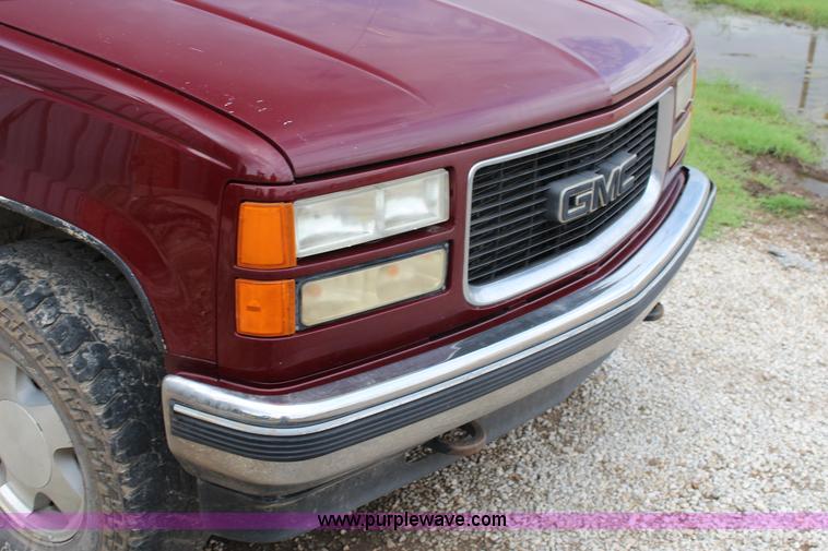 image for item K1008 1996 GMC Sierra 1500 Club Coupe pickup truck