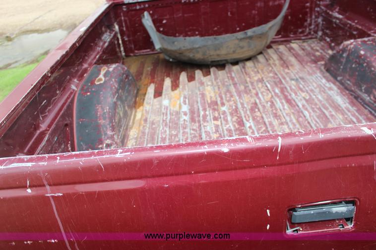 image for item K1008 1996 GMC Sierra 1500 Club Coupe pickup truck