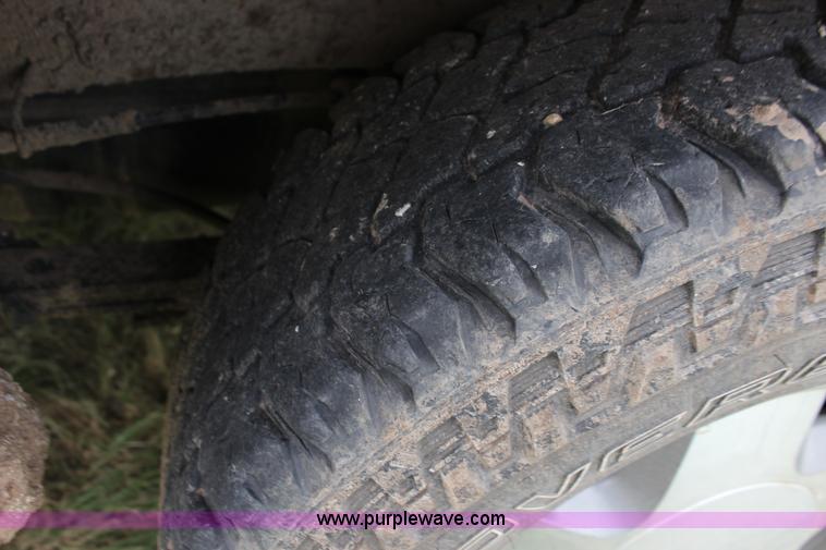 image for item K1008 1996 GMC Sierra 1500 Club Coupe pickup truck