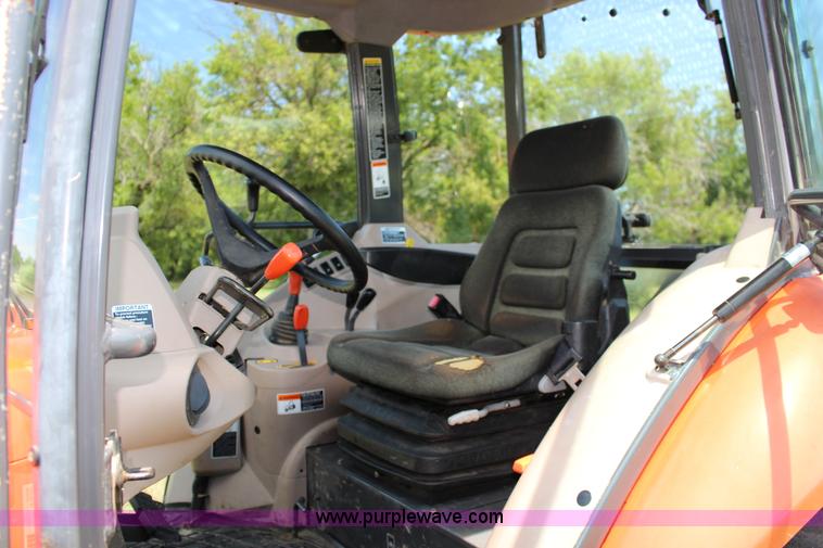 image for item K1014 2006 Kubota M7040 tractor