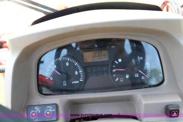 image for item K1014 2006 Kubota M7040 tractor