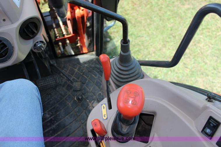 image for item K1014 2006 Kubota M7040 tractor