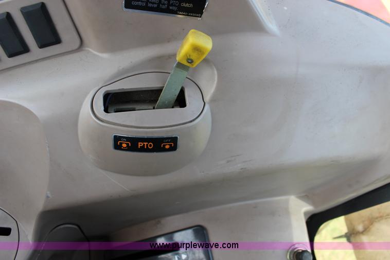 image for item K1014 2006 Kubota M7040 tractor