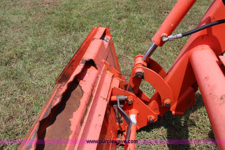 image for item K1014 2006 Kubota M7040 tractor